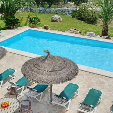 Sleeps 8 Pool Air Con Wifi *