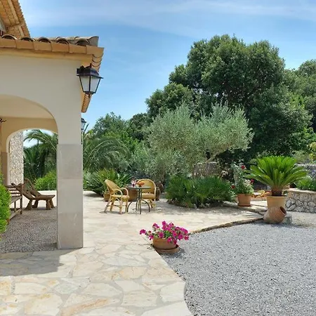 Sleeps 8 Pool Air Con Wifi * Pollença